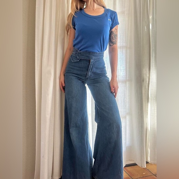 Vintage Tops - Vintage 70s hang ten cotton t shirt